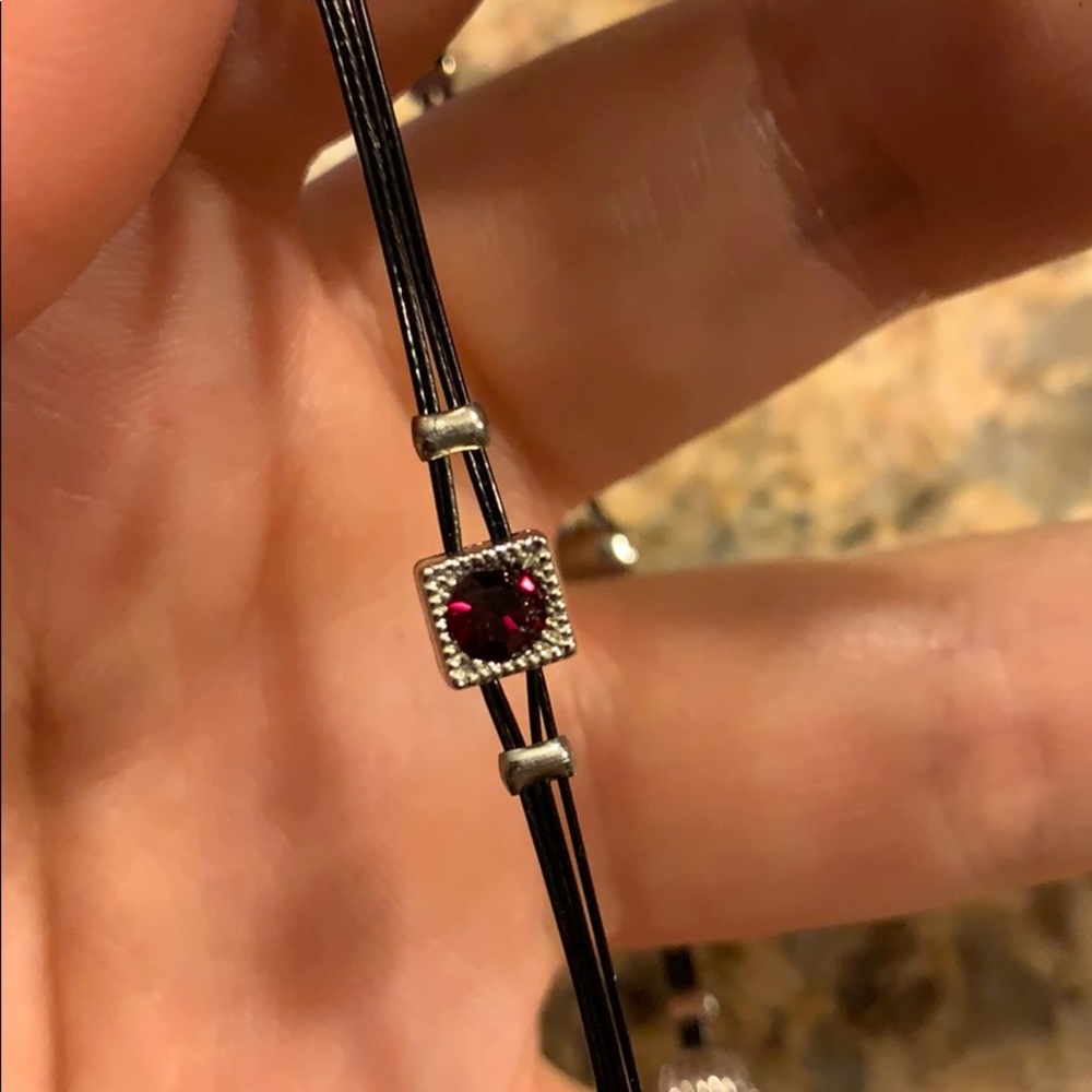 Two black bracelets - Picture 3 of 7